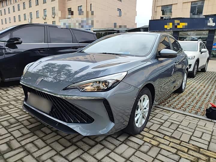 Фото 2 - Roewe i5