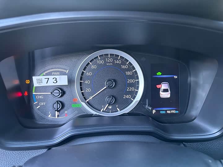 Фото 10 - Toyota Corolla