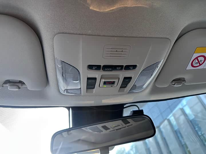 Фото 14 - Toyota Corolla