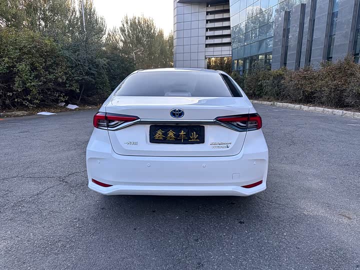 Фото 5 - Toyota Corolla