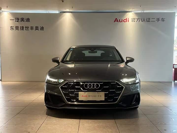 Фото 2 - Audi A7