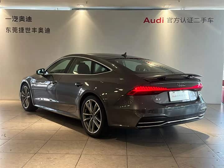 Фото 6 - Audi A7