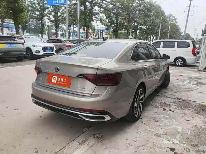 Фото 2 - Volkswagen Sagitar L