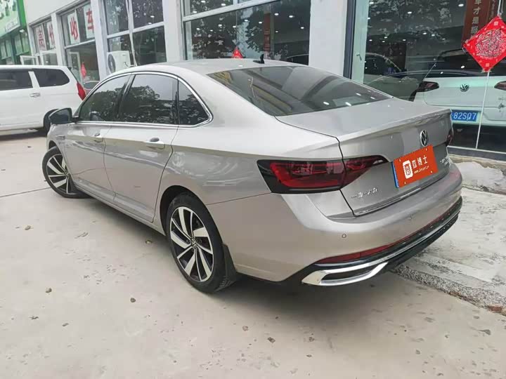 Фото 5 - Volkswagen Sagitar L