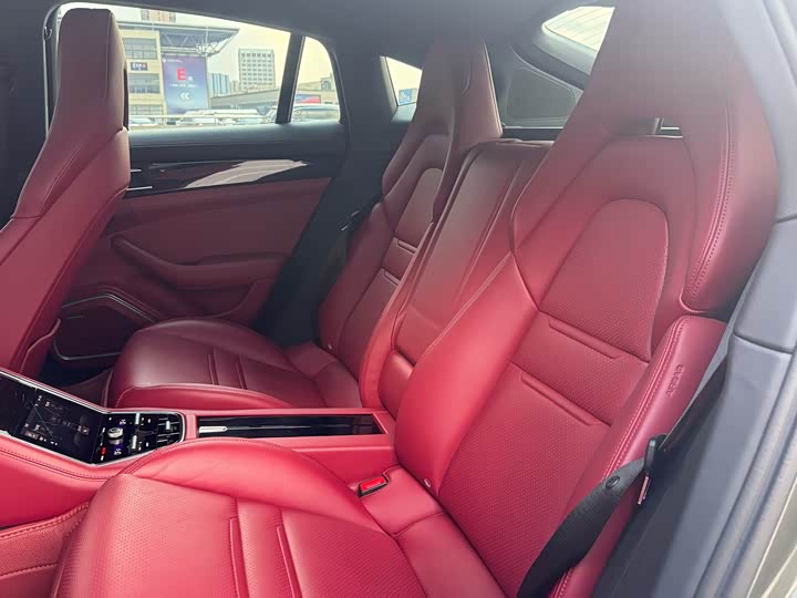 Фото 12 - Porsche Panamera