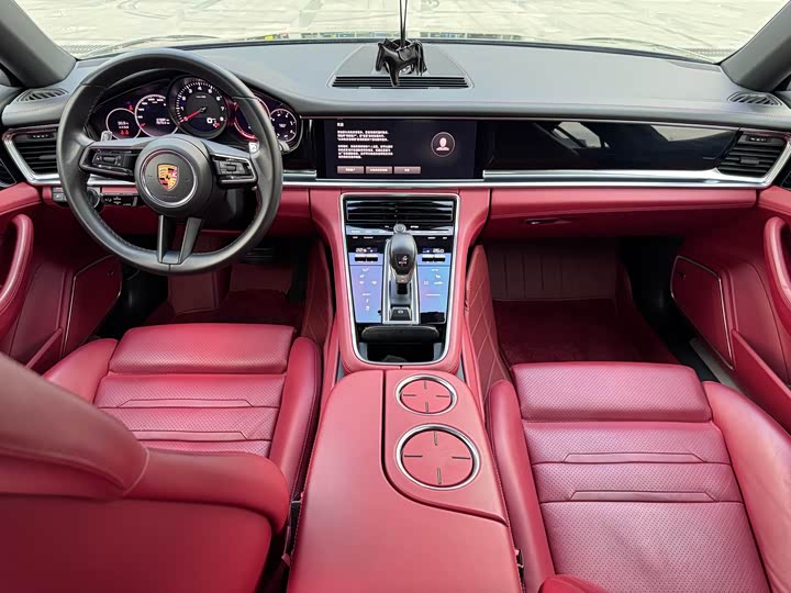 Фото 20 - Porsche Panamera