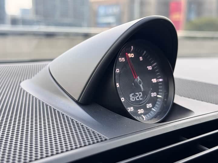 Фото 23 - Porsche Panamera