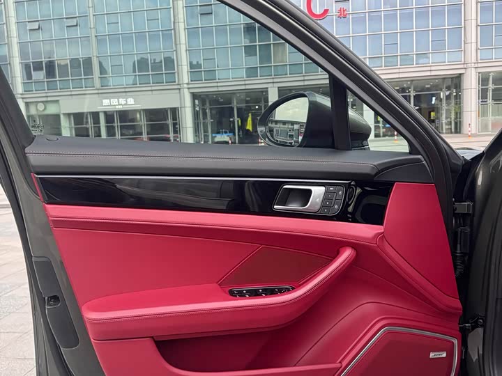 Фото 8 - Porsche Panamera