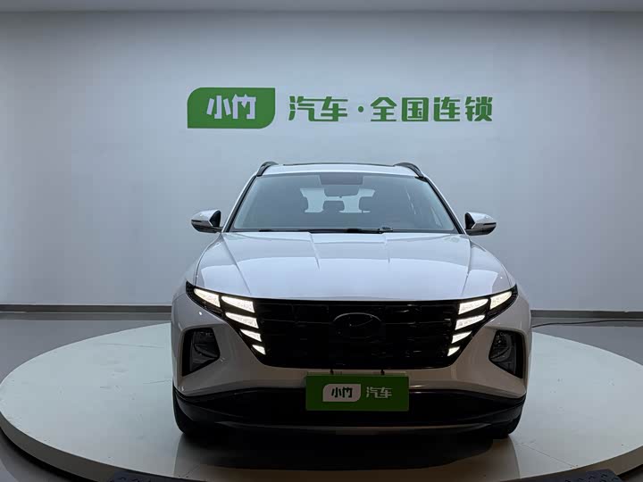 Фото 2 - Hyundai Tucson L