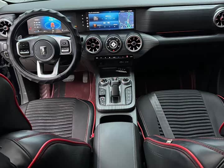 Фото 11 - Tank 300