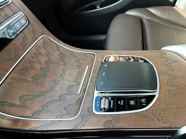 Фото 17 - Mercedes-Benz GLC-Class