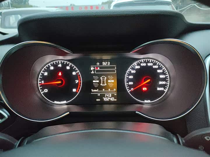 Фото 12 - Jetour X70M