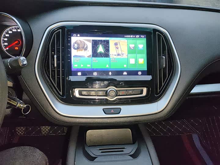 Фото 13 - Jetour X70M