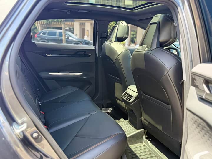 Фото 12 - Changan UNI-V