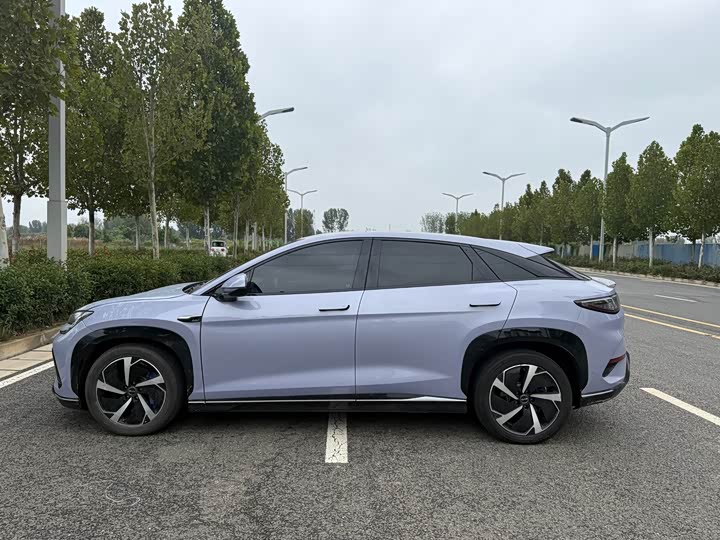 Фото 10 - BYD Sea Lion 07 EV