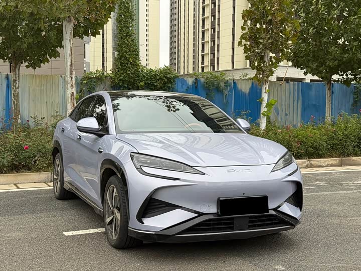 Фото 3 - BYD Sea Lion 07 EV