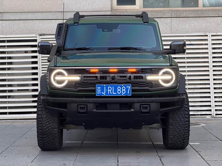 Фото 2 - Ford Bronco