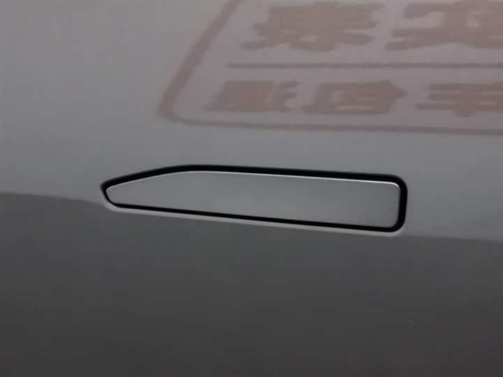 Фото 18 - Nio ES8