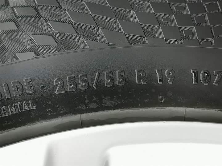 Фото 24 - Nio ES8