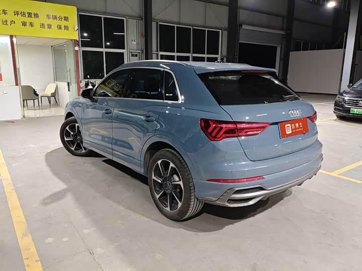 Фото 3 - Audi Q3