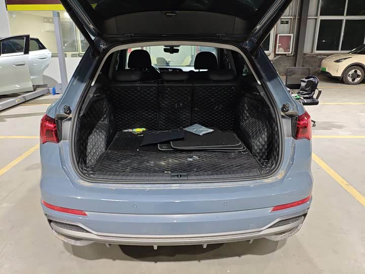 Фото 9 - Audi Q3