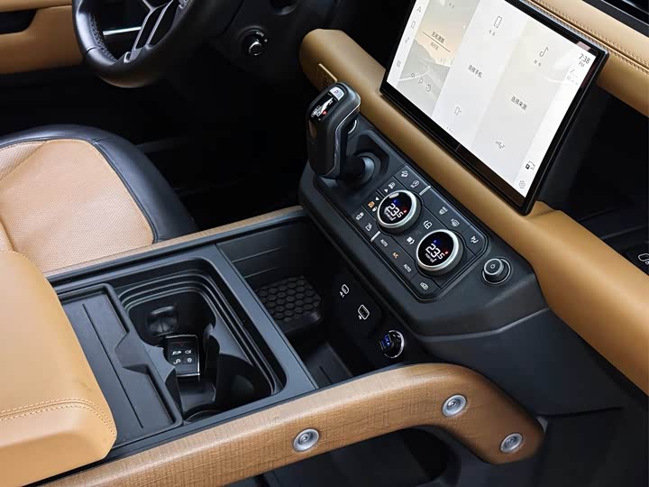 Фото 17 - Land Rover Defender