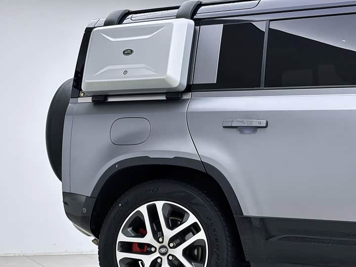 Фото 4 - Land Rover Defender