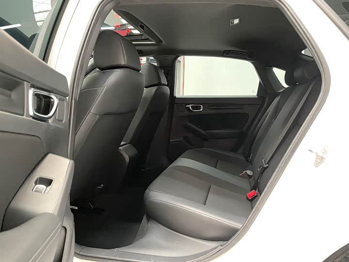 Фото 12 - Honda Civic