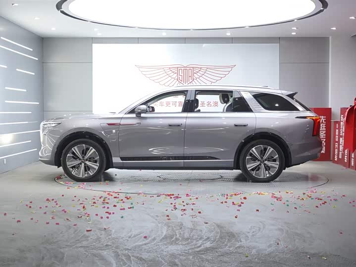 Фото 2 - Hongqi E-HS9