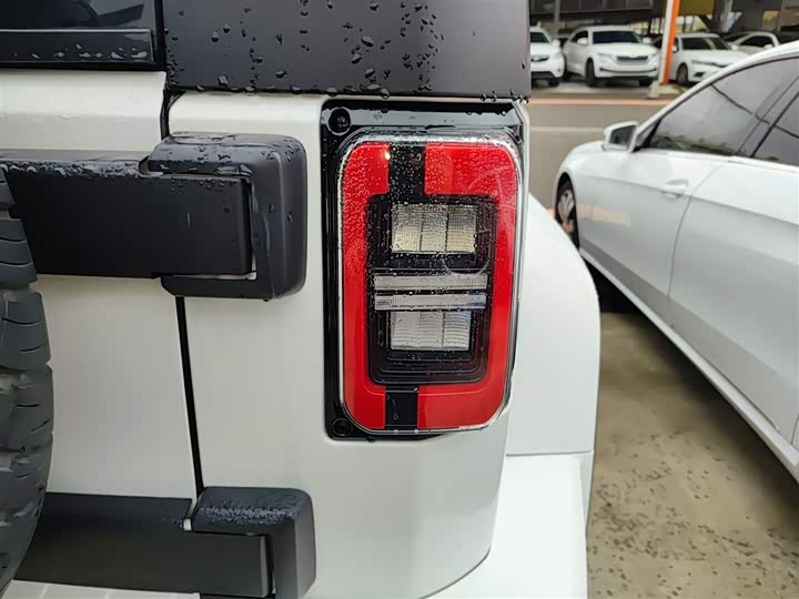 Фото 8 - BAIC Beijing BJ40