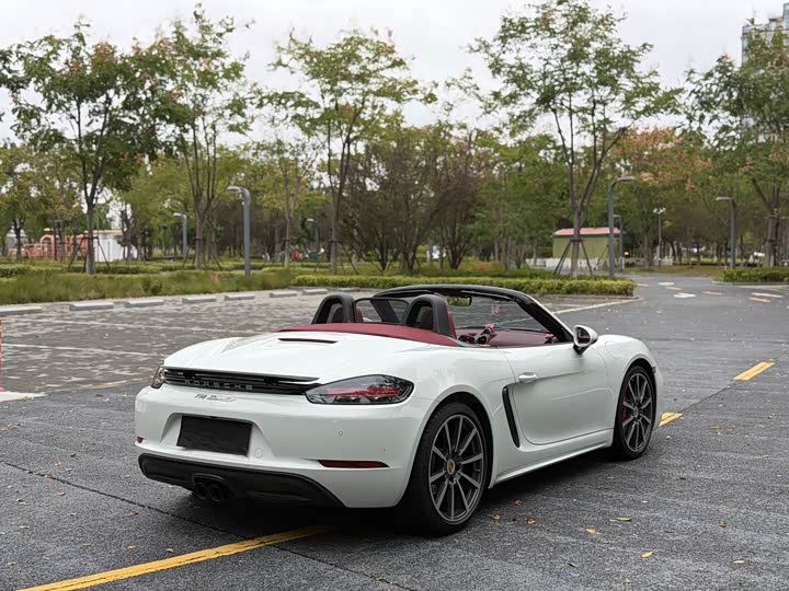 Фото 14 - Porsche 718