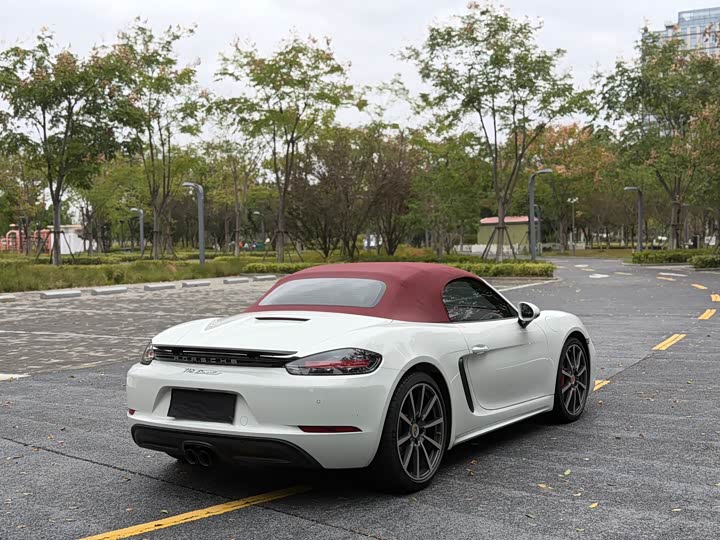 Фото 17 - Porsche 718