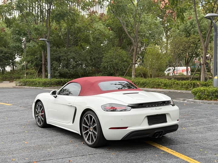 Фото 19 - Porsche 718