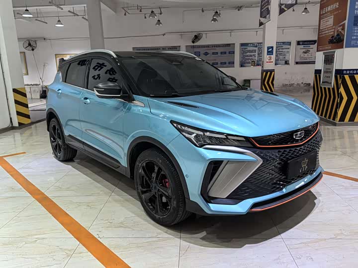 Фото 3 - Geely Coolray