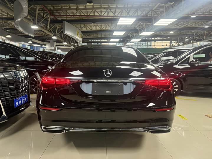 Фото 4 - Mercedes-Benz S-Class