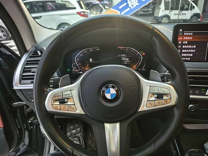 Фото 10 - BMW X3
