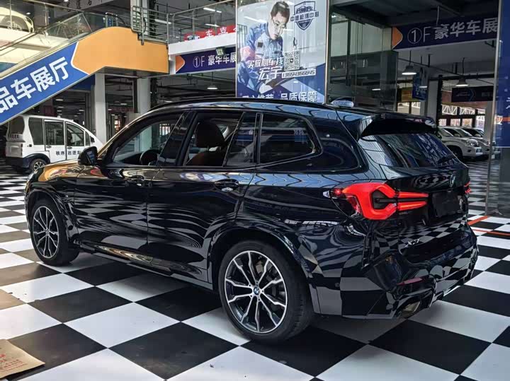 Фото 16 - BMW X3