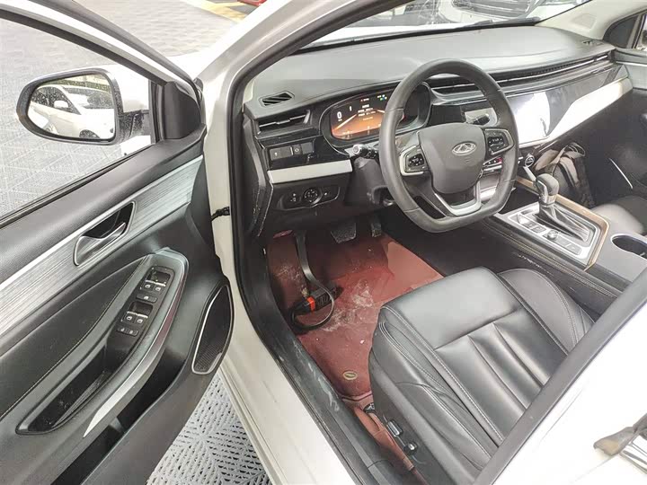 Фото 16 - Chery Omoda S5 (Arrizo 5 Plus)