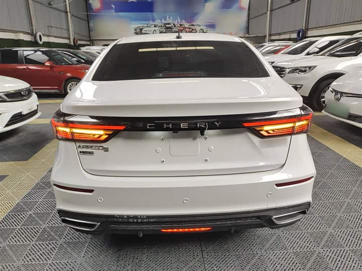 Фото 6 - Chery Omoda S5 (Arrizo 5 Plus)