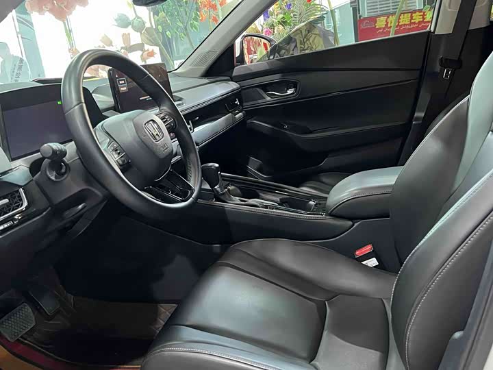 Фото 4 - Honda Inspire