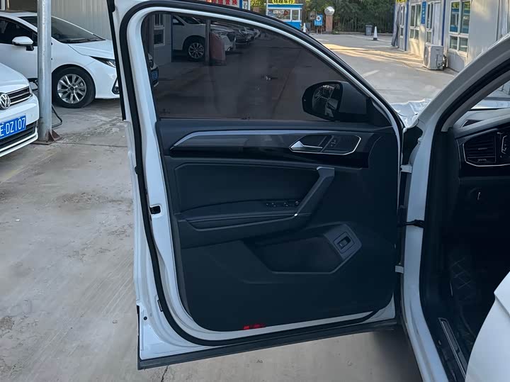 Фото 8 - Volkswagen Tayron X