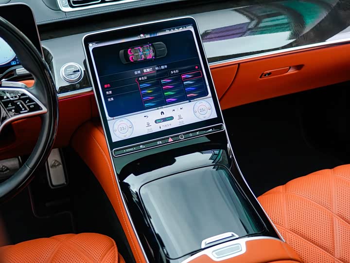 Фото 19 - Mercedes-Benz Maybach S-Class