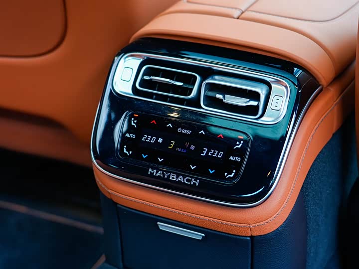 Фото 22 - Mercedes-Benz Maybach S-Class