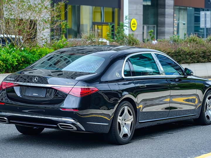 Фото 6 - Mercedes-Benz Maybach S-Class