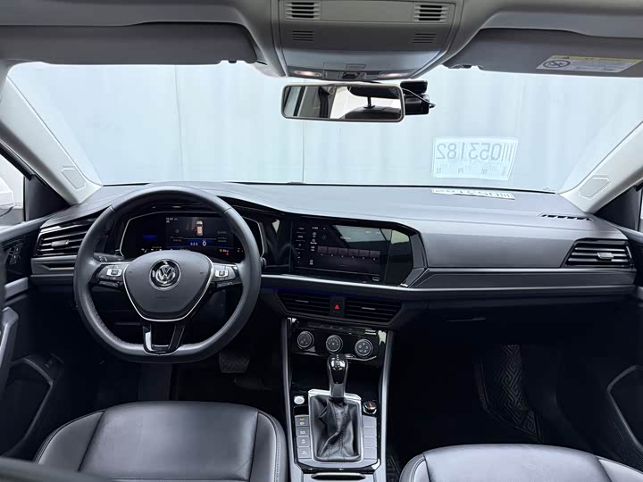 Фото 6 - Volkswagen Sagitar L