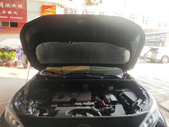 Фото 10 - Toyota Wildlander