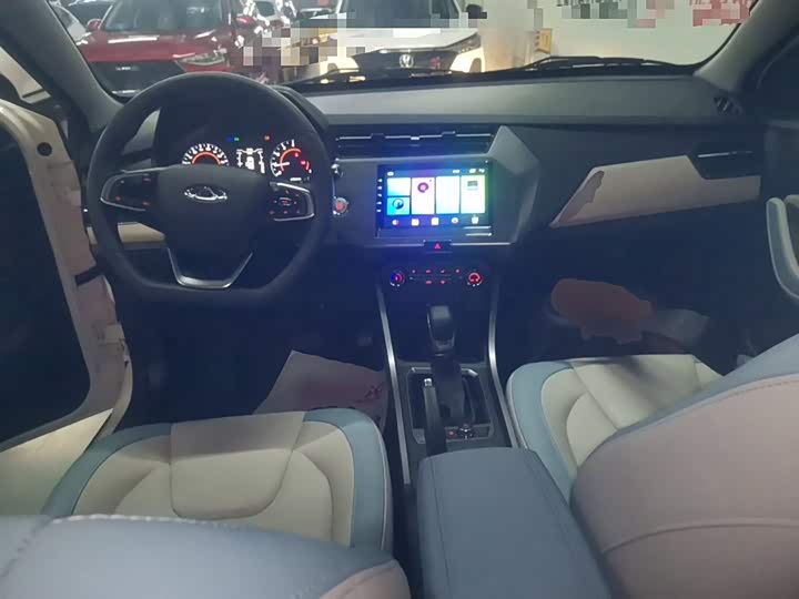 Фото 10 - Chery Tiggo 3x