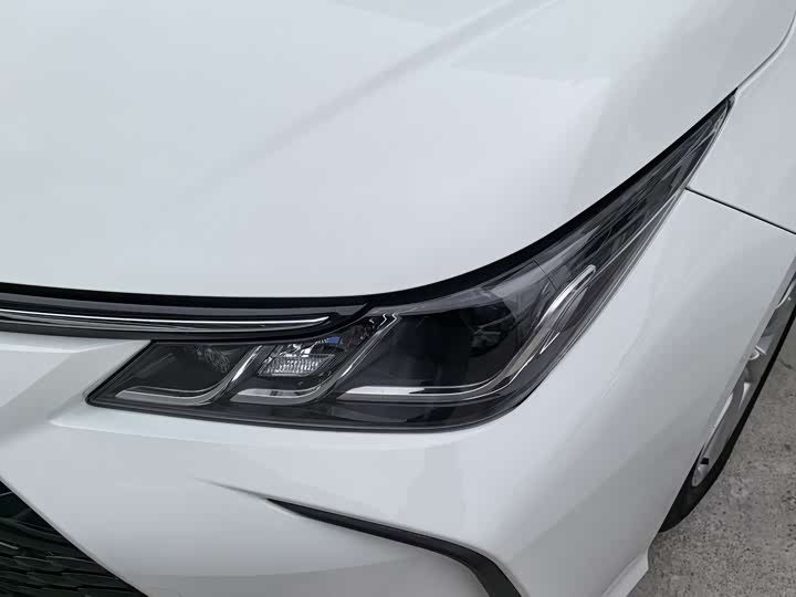 Фото 4 - Toyota Corolla