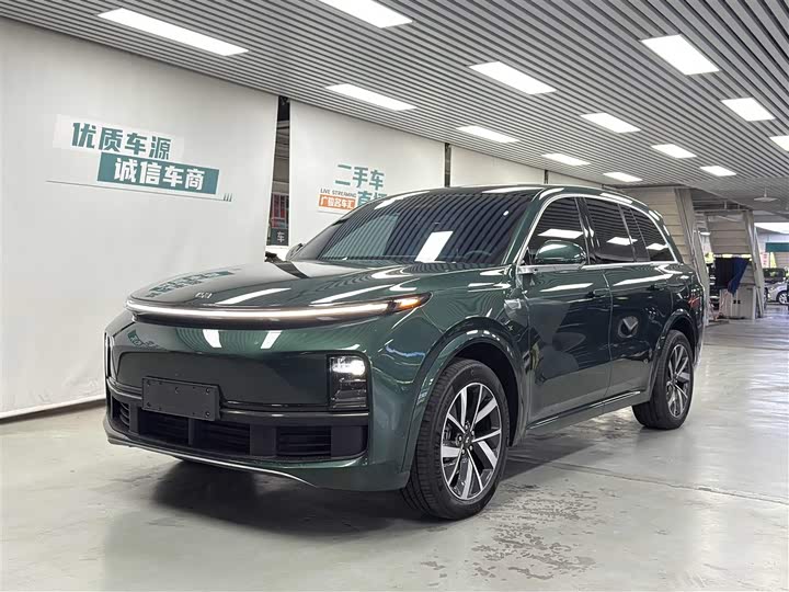 Фото 1 - LiXiang L8