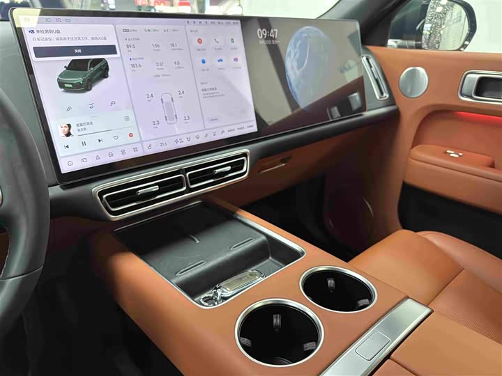 Фото 19 - LiXiang L8